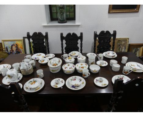 A Royal Worcester Evesham 'Oven-to-Tableware' part Dinner Service, including six bowls, dessert plates, side plates and napki