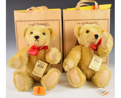Two Steiff 1909 replica Teddy bears with growler, golden mohair, disc joints, stitched features and original labels, 40cm tal