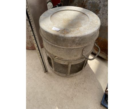 A VINTAGE GALVANISED SWIFTS POULTRY FEEDER AND A LARGE GALVANISED METAL TRAY 