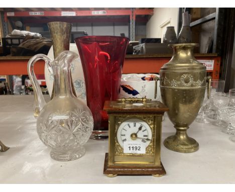 A MIXED LOT TO INCLUDE A CERAMIC VASE AND VINTAGE FOOTED BOWL, SMALL CARRIAGE CLOCK, BRASS VASES, ETC 