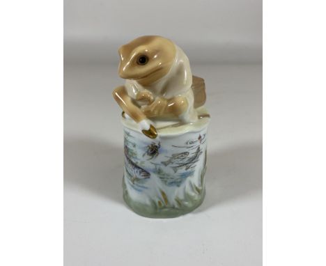 A LIMITED EDITION ROYAL WORCESTER MR JEREMY FISHER BEATRIX POTTER CANDLE SNUFFER, HEIGHT 11CM 