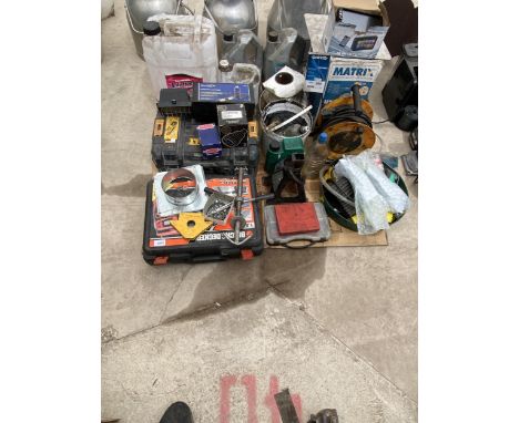 A LARGE ASSORTMENT OF MECHANICS TOOLS TO INCLUDE AXEL STANDS, EXTENSION LEADS AND OILS ETC 