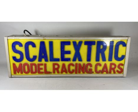 A SCALEXTRIC MODEL RACING CARS ILLUMINATED BOX SIGN, 22.5 X 63.5CM 
