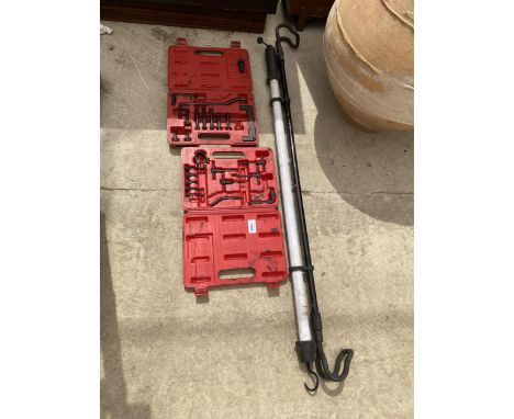 AN ASSORTMENT OF TOOLS TO INCLUDE VALVE SPRING COMPRESSOR KITS ETC 
