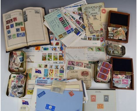 GB and world stamp collection in small albums, envelopes and boxes etc, one cigar box containing 12 small booklets of GB, Com