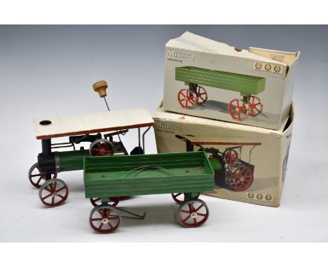 Mamod live steam Traction Engine TE1A and trailer, both in original boxes.&nbsp;
