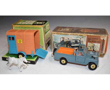 Two Britains model vehicles Land Rover 9676 and Horse Box 9547, both in original boxes.&nbsp;