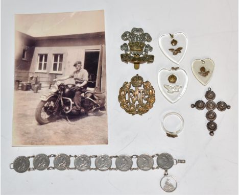 Three WW2 RAF sweetheart pendants inset with insignia, similar ring (all likely made from aircraft canopy plastic), together 