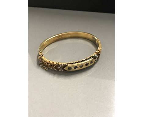 ANTIQUE VICTORIAN 15ct GOLD RUBY, DIAMOND AND PEARL-SET BANGLE