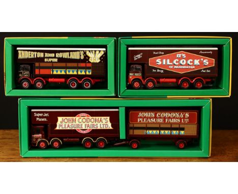 Corgi Classics 1:50 scale The Showmans Range models, comprising 12601 Foden closed pole truck set - Silcock's of Warrington, 