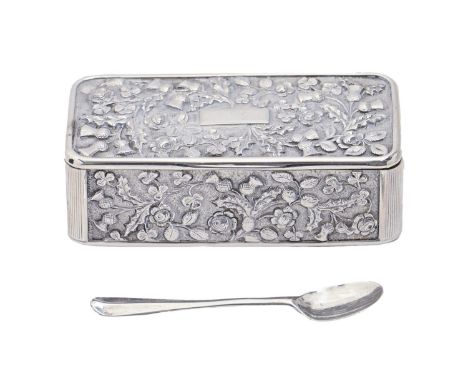 A William IV silver snuff box, the lid and sides chased with roses, thistles and shamrocks, the underside engine turned, 89mm
