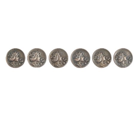A set of six Art Nouveau silver buttons, 26mm diam, import marked London 1903, 1oz  Good condition