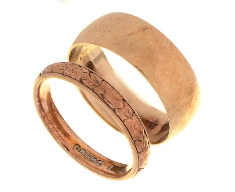 Two 9ct gold rings, 5.5g, size K, M  Light wear
