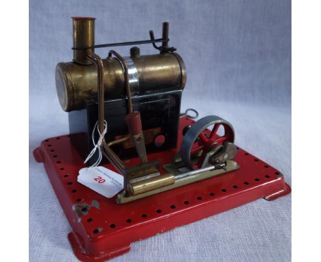 MAMOD; A VINTAGE STATIONARY MODEL STEAM ENGINE, 15cm high x 21cm wide