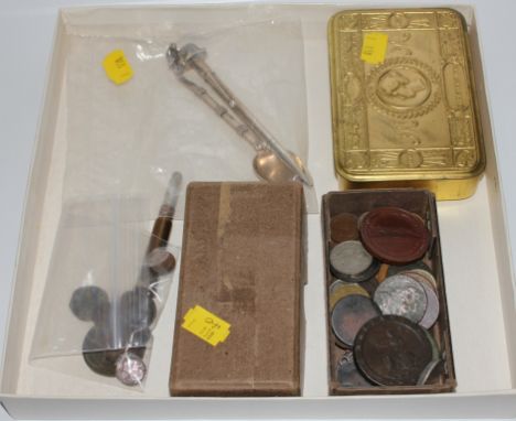 A small selection of English copper coins and Queen Mary Christmas 1914 tin and a silver pencil set