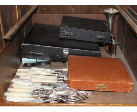 An assortment of silver plated items, to include cased spoons, cigarette lighter, etc