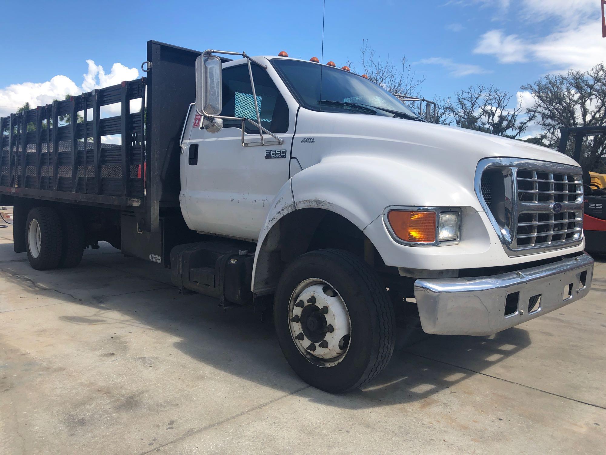 2002 FORD F650 STAKE BODY TRUCK WITH LIFT GATE, CATERPILLAR 7.2L