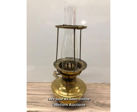 *MAPLE BRASS OIL LAMP