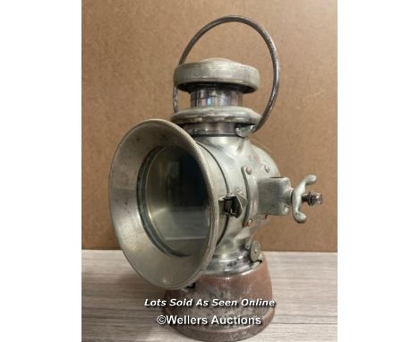 *LUCAS KING OF THE ROAD LAMP, METAL FATIGUE