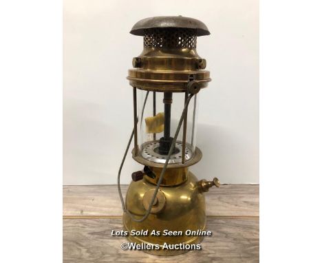 *ALADDIN BRASS OIL LAMP, MODEL 300X