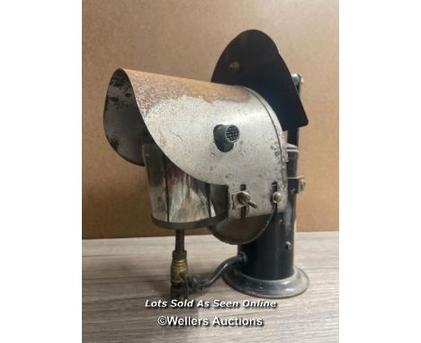*TILLEY HAND HELP LAMP