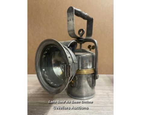 *PREMIER LAMP &amp; ENGINEERING CO HANDHELD LAMP