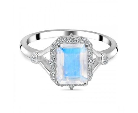 A 925 silver ring set with an emerald cut moonstone and white stones, (N.5).