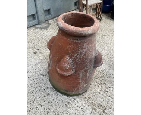 TERACOTTA STRAWBERRY PLANTER