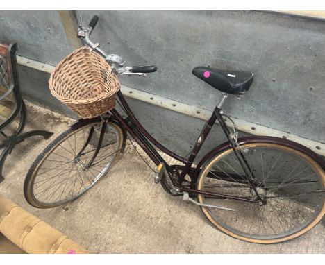 VINTAGE LADIES RALEIGH BICYCLE WITH SHOPPER BASKET ON FRONT