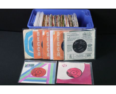 Vinyl - Over 100 1960s 7" singles featuring rarities to include Sam &amp; Dave, The Sorrows, The Beatles, The Rolling Stones,