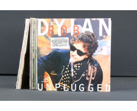 Vinyl - 16 Bob Dylan LPs spanning his career to include MTV Unplugged (Columbia – 478374 1), Good As I Been To You (Columbia 