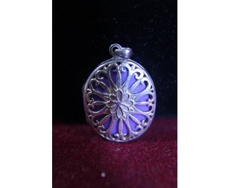 A Sterling Silver pendant 