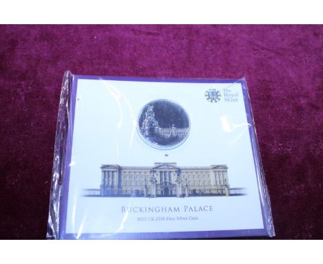 A Royal Mint Buckingham Palace 2015 £100 fine Silver coin (62.86g) 