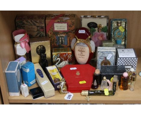 VARIOUS BOXES AND LOOSE VINTAGE PERFUME BOTTLES, to include Christian Dior, Coty, Yardley, Panthere de Cartier, Balmain etc
