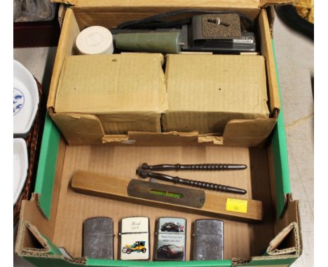 Smith's Victor Model L20E car light, quantity of lighters, spirit level, nutcrackers etc 