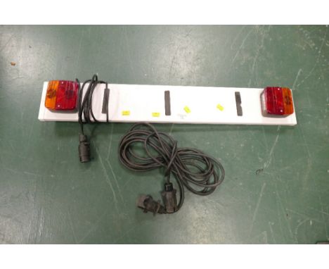 Trailer tailboard light