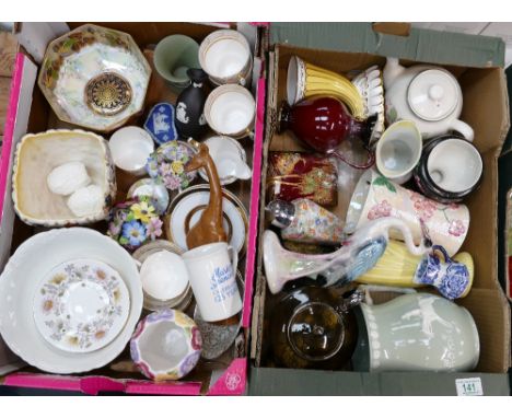 Tray lot including lustre Ansley Bowl: ,(rubbing to external body)Wedgwood Jasperware, Carltonware Rouge Royal items etc (2 t