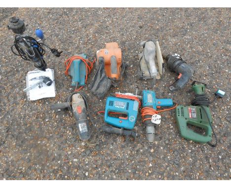 Mixed lot of power tools including planer, sanders, saw etc