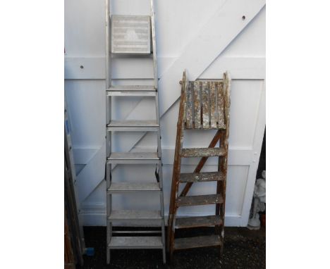 2 step ladders