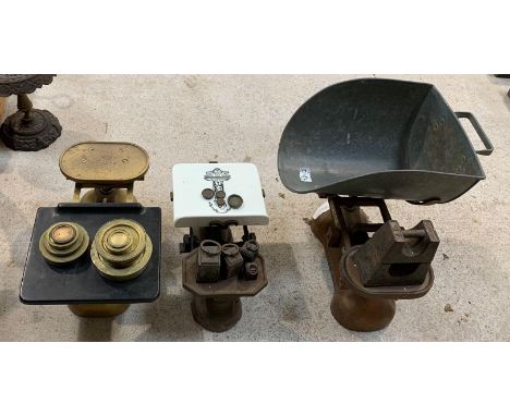 A set of Avery balance scales to weigh up to 14lb, with original galvanised metal scoop, a 7lb and a 4lb weight; two other sh