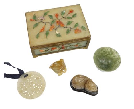 A group of Chinese jade and hardstone carvings to include a cigarette box & cover and a 14K mounted Yamanaka & Co pouch, larg