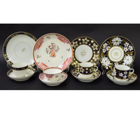 New Hall - two coffee cups and teacups with saucers and side plates in pattern nos. 885, 880, 541 and 325 (12)