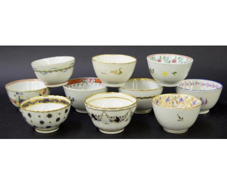 New Hall - ten tea bowls in pattern nos. 839, 422, 339, 175, 282, 145, 98, 662, U288 and 673 (10)