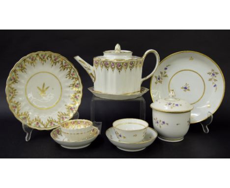 New Hall - part tea set comprising teapot on stand, tea bowl, saucer and sandwich plate in pattern no. 83; also a further par