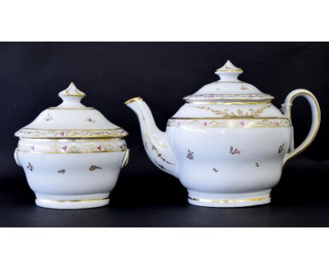 New Hall - teapot, 7" high and sugar box in pattern no. 300 (ex Brian J Penny Collection) (2)