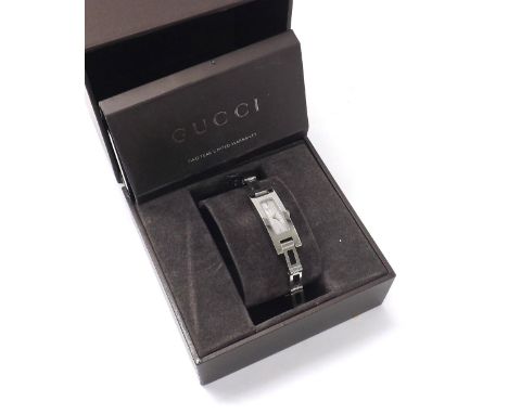 Gucci 3900L rectangular stainless steel lady's bracelet watch, no. 54546519, grey guilloche dial, quartz, 34mm x 12mm (9228XW