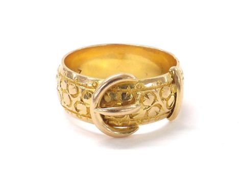 18ct buckle design ring, Chester 1916, 7mm, 9.1gm, ring size R  