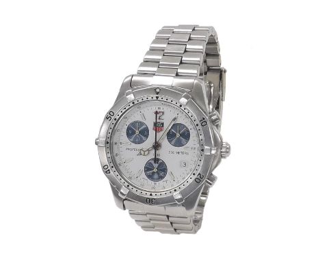 Tag Heuer 2000 Series Professional 200m chronograph stainless steel gentleman's bracelet watch, ref. CK1111-0, no. QQ7687, wh