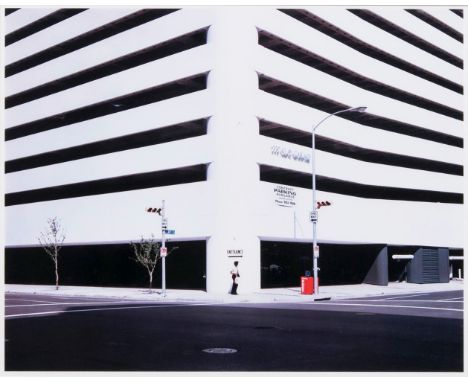   Wim Wenders  (Düsseldorf 1945)  Parkhaus  Dye-Transfer Print, 51 x 60,5 cm, r. u. handsign. und dat. Wim Wenders 1983/89 so