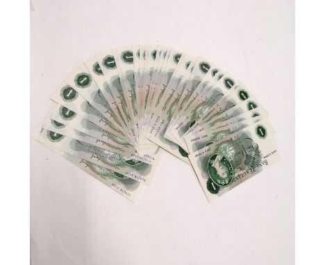 35 x £1 GB banknotes ~ 4 x 1967-70 Fforde (inc 2 Goebel machine), 1 x 1970+ Page LNNL, 30 x 1970+ Page LLNN inc AN12 &amp; 3 